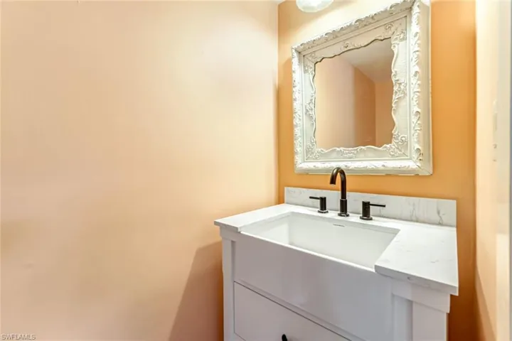 13532 Siesta Pines Ct 5, Fort Myers, Florida 33908