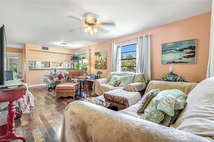 13532 Siesta Pines Ct 5, Fort Myers, Florida 33908