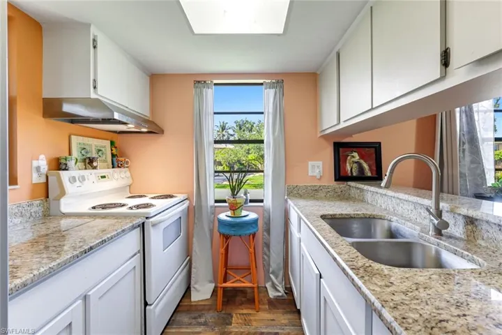 13532 Siesta Pines Ct 5, Fort Myers, Florida 33908