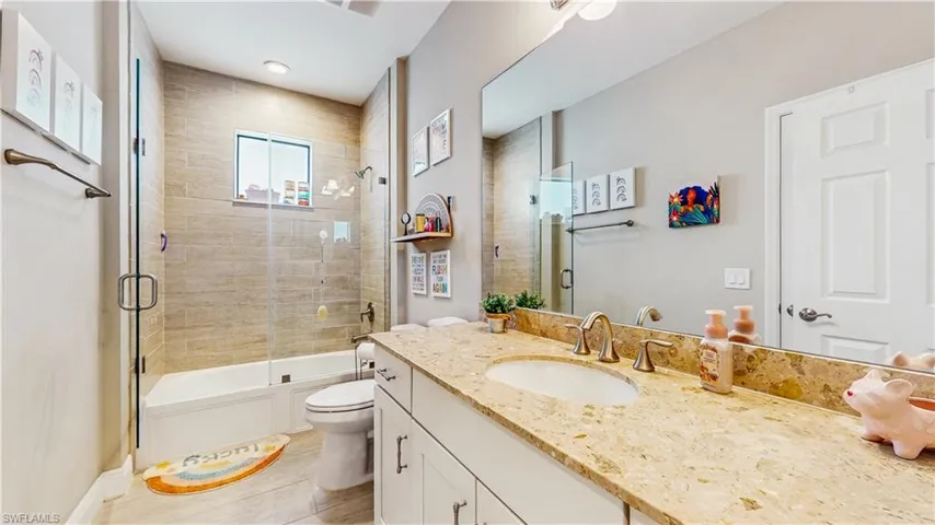 FULL BATH IN 2ND FLOOR, GLASS SHOWER DOOR, TUB, GRANITE COUNTER, ALL TILE, SOFT COLOR WALLS