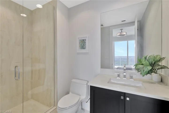 Guest Bath 2