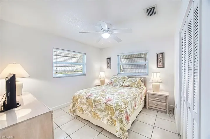 Guest Bedroom #1