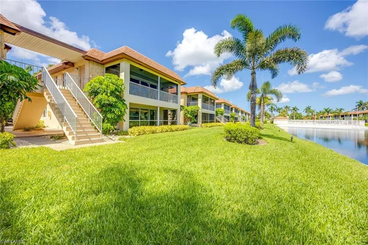 1155  Sandpiper  ST, Naples, FL 34102