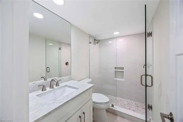 1155  Sandpiper  ST, Naples, FL 34102