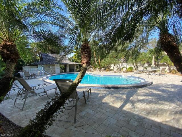5 heated salt water pools