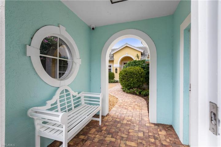 Entrance to Front Courtyard