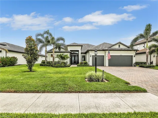 3 Car garage - extra long driveway