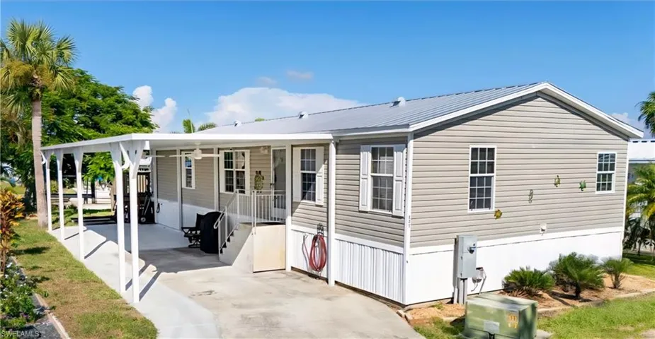 3127 Bayside Pkwy, Punta Gorda, Florida 33982