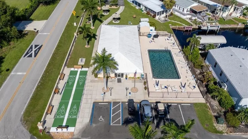 3127 Bayside Pkwy, Punta Gorda, Florida 33982