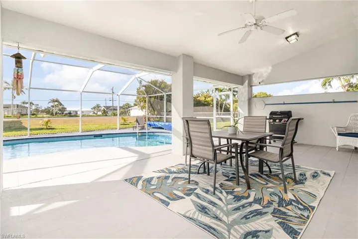 1016 NE Van Loon  LN, Cape Coral, FL 33909