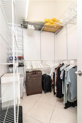 MASTER CLOSET
