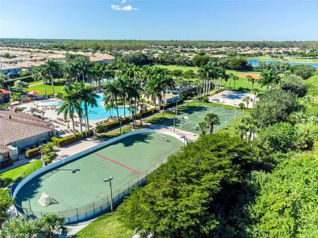 21040 Torre Del Lago St, Estero, Florida 33928