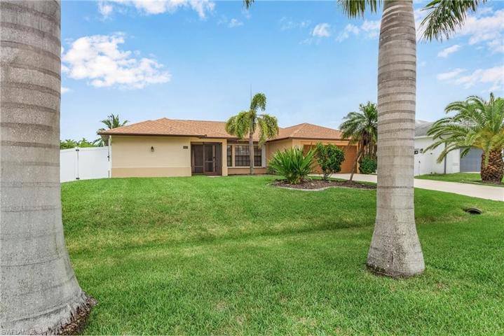 4413 SW 25th Ct, Cape Coral, FL 33914