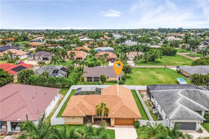 4413 SW 25th Ct, Cape Coral, FL 33914