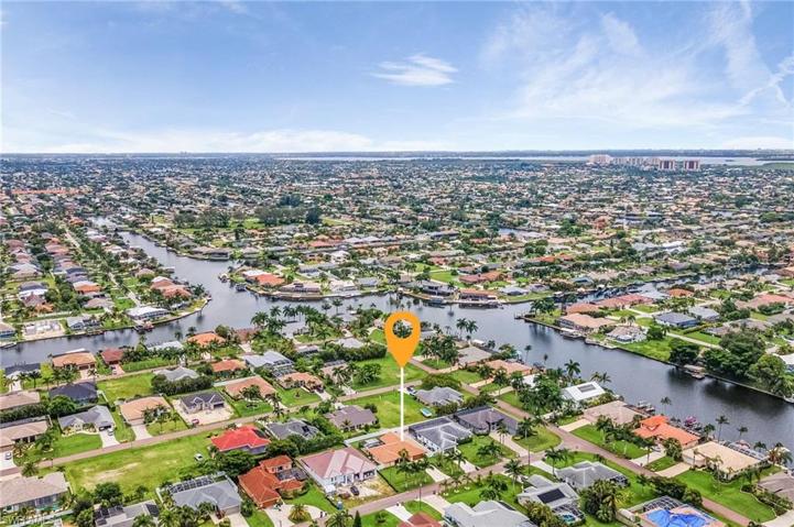 4413 SW 25th Ct, Cape Coral, FL 33914