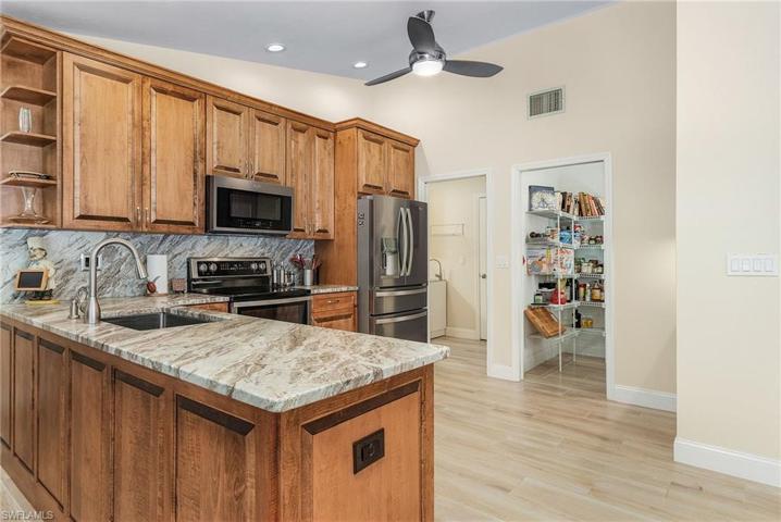 4413 SW 25th Ct, Cape Coral, FL 33914