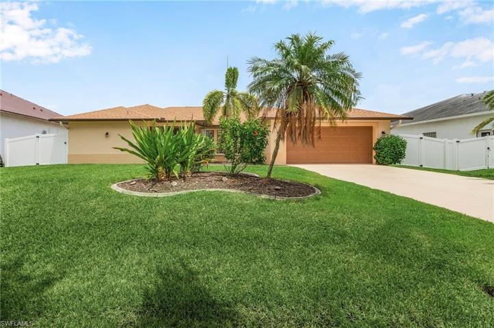 4413 SW 25th Ct, Cape Coral, FL 33914