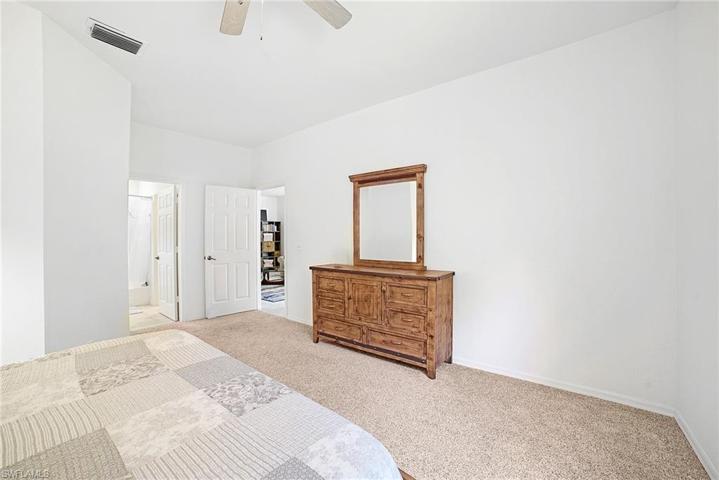 180 Stanhope CIR, NAPLES FL 34104