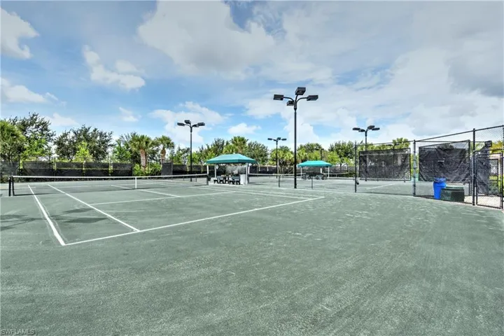 Tennis 8 courts