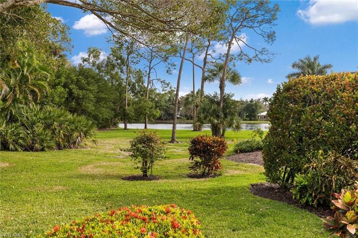 600  Jacana  CIR, NAPLES, FL 34105
