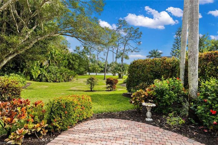 600  Jacana  CIR, NAPLES, FL 34105