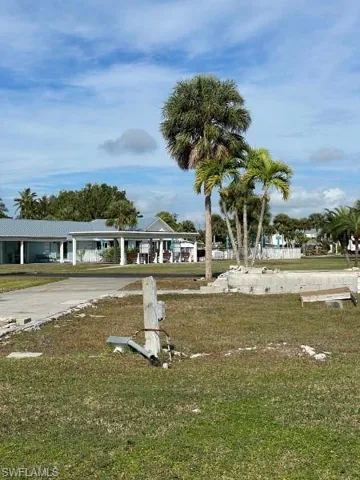 13651 Sora Dr, Fort Myers, Florida 33908