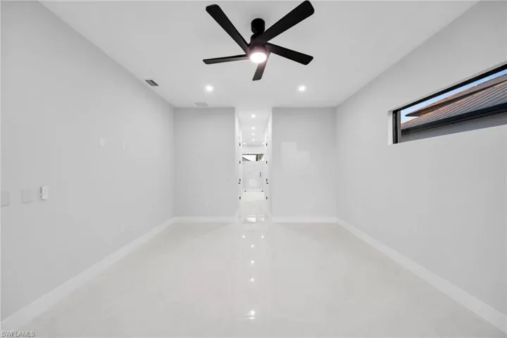3410 Se 17th Pl, Cape Coral, Florida 33904