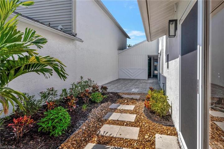 Private Courtyard