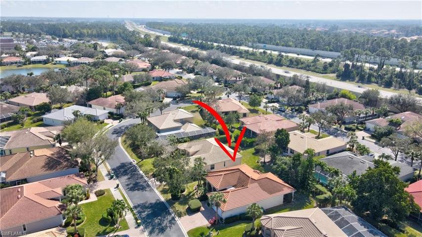 3947  Ruxton  RD, Naples, FL 34116
