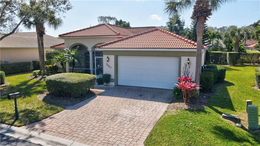 3947  Ruxton  RD, Naples, FL 34116