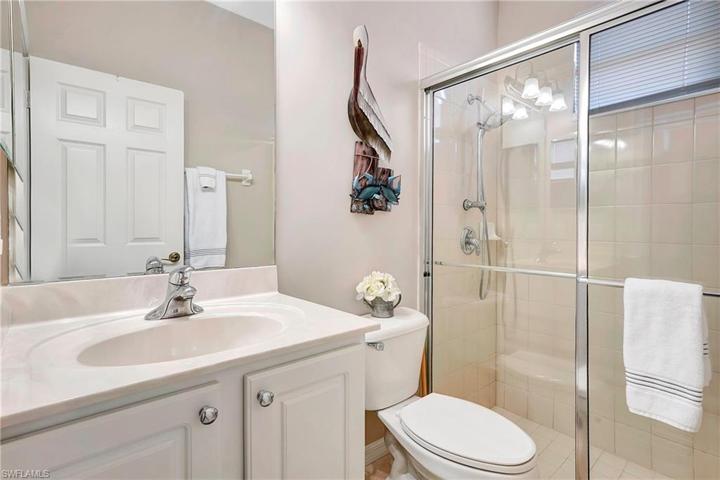 3947  Ruxton  RD, Naples, FL 34116