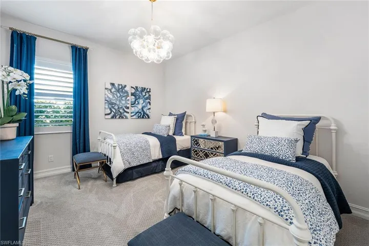 14212 Laguna Springs Ln, Naples, Florida 34114