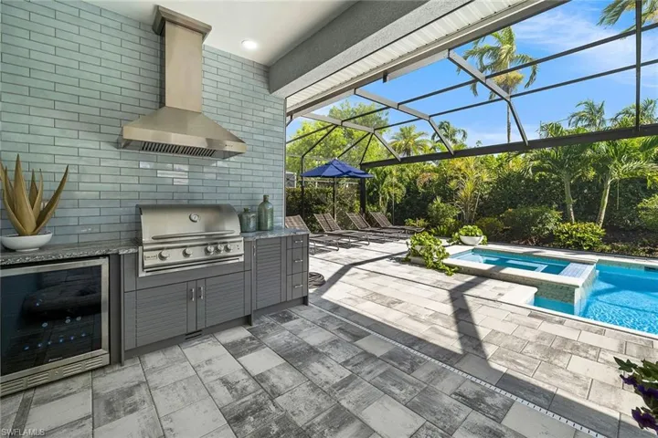 14212 Laguna Springs Ln, Naples, Florida 34114