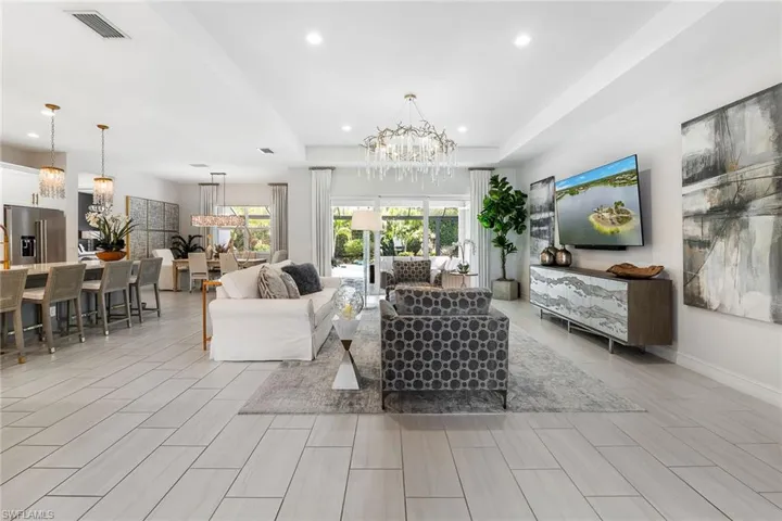 14212 Laguna Springs Ln, Naples, Florida 34114