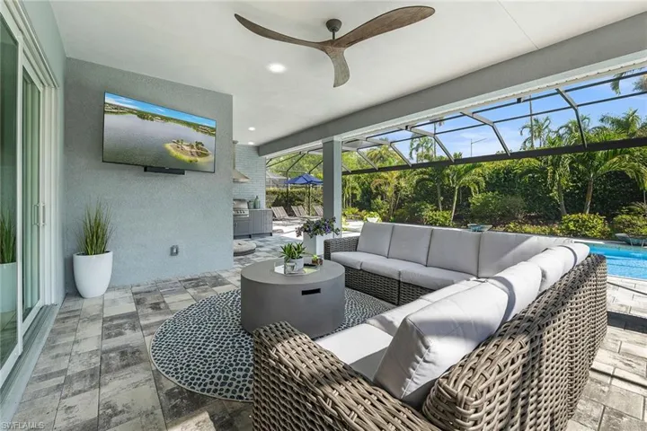14212 Laguna Springs Ln, Naples, Florida 34114