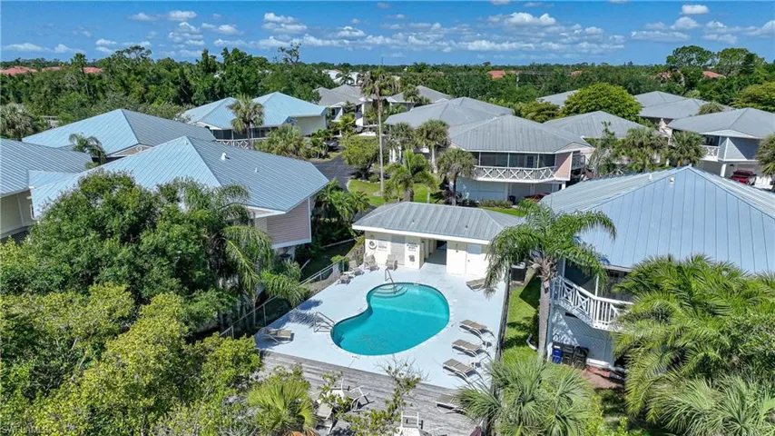 950  Moody  RD, North Fort Myers, FL 33903