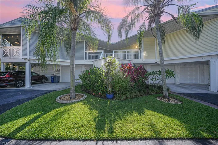 950  Moody  RD, North Fort Myers, FL 33903