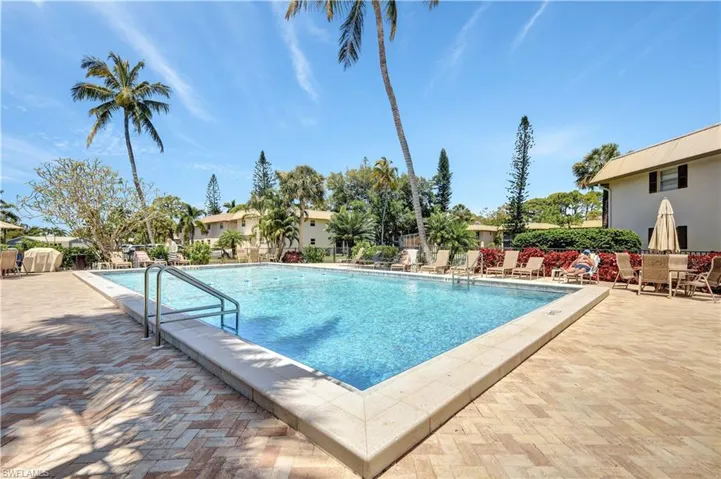 1549 Sandpiper St 42, Naples, Florida 34102