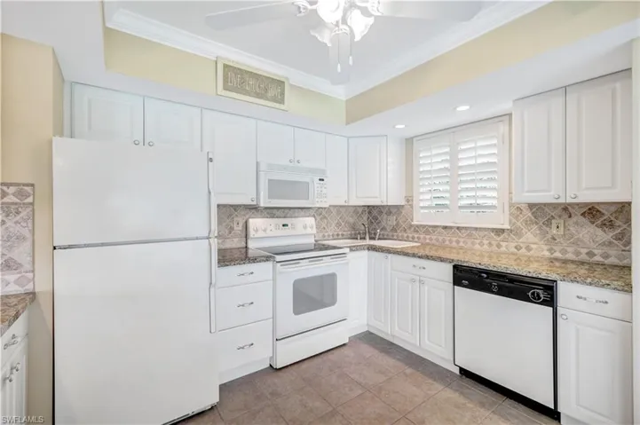 1549 Sandpiper St 42, Naples, Florida 34102