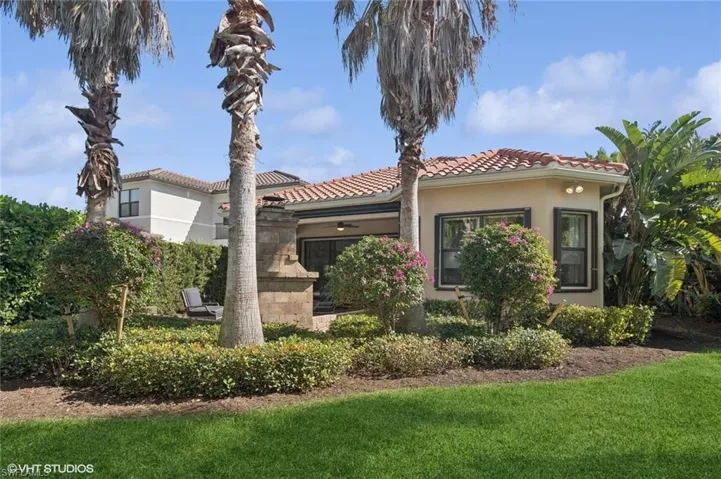 Rear yard with plenty of room for enjoying the outdoor space