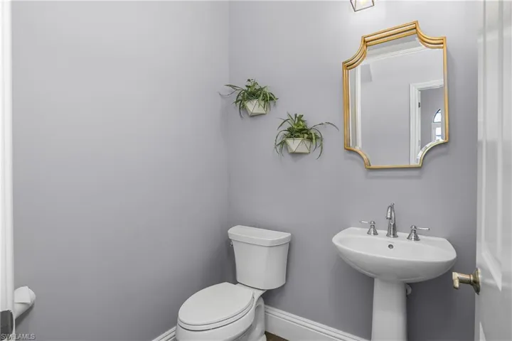 Powder bath