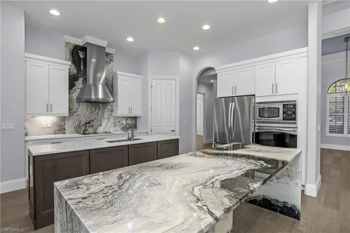 7420 Byrons Way, Naples, Florida 34113