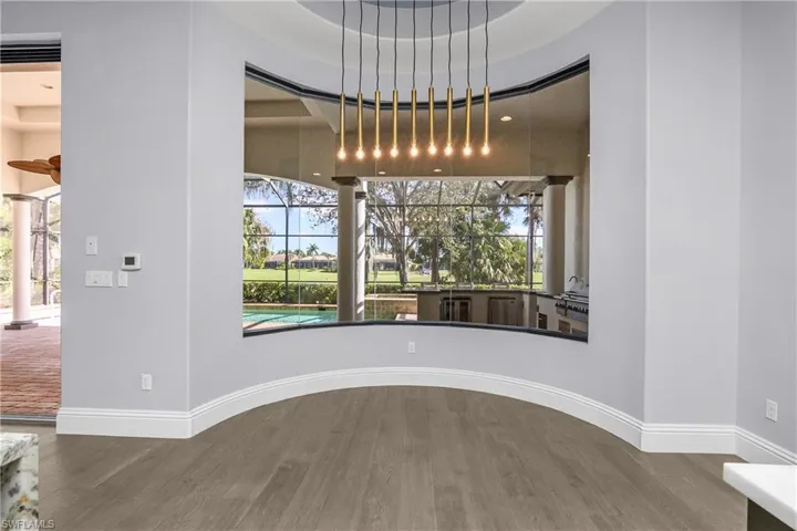 Morning room by kitchen