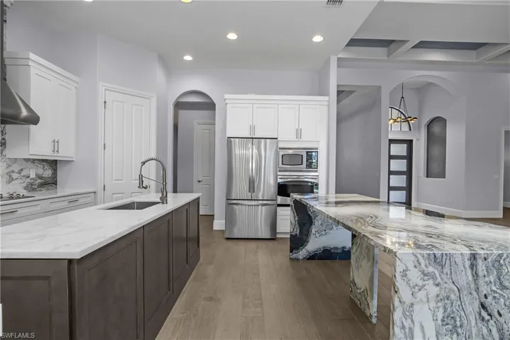 7420 Byrons Way, Naples, Florida 34113