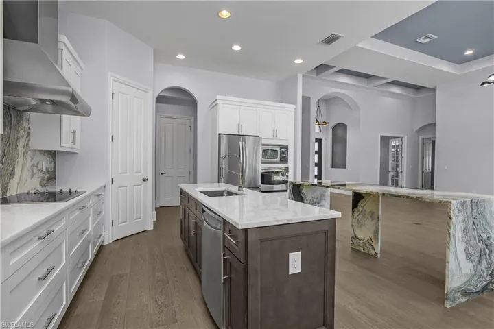 7420 Byrons Way, Naples, Florida 34113