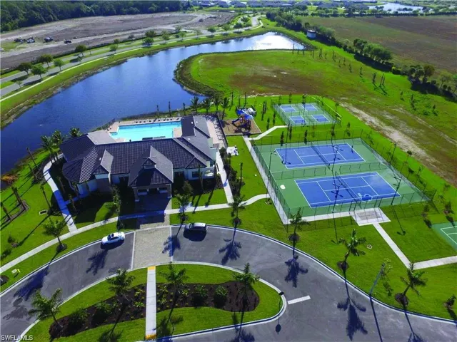 Aerial view showcasing community amenities