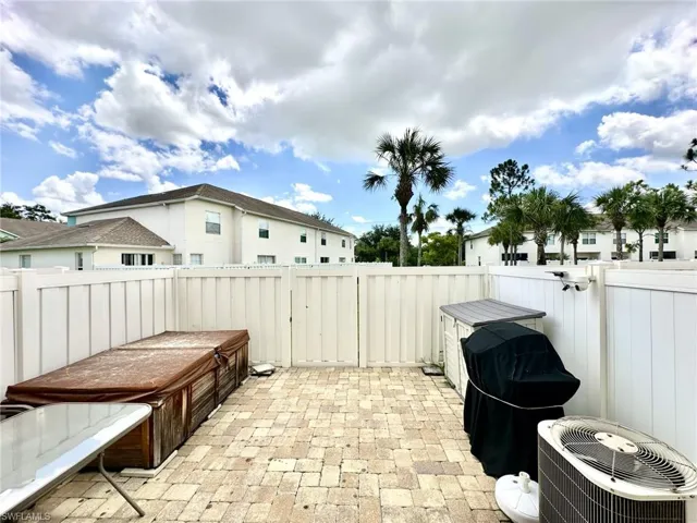 3605 Cedar Oak Dr 106, Fort Myers, Florida 33916
