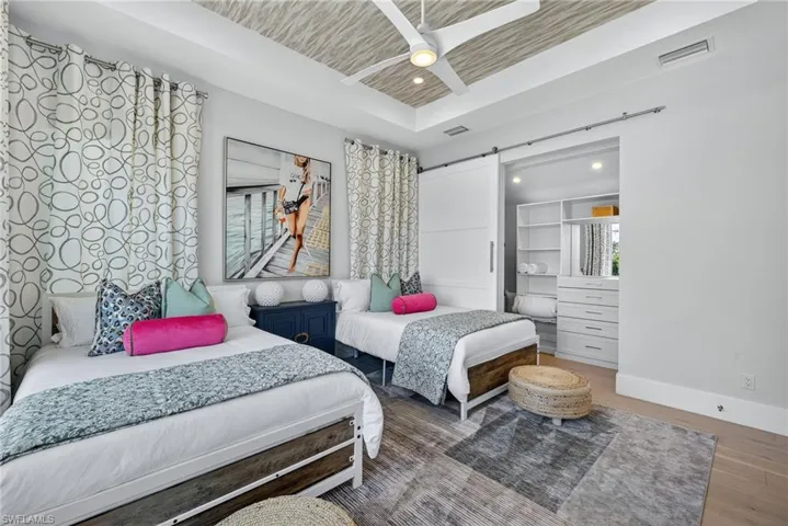 405 7th Ave N, Naples, Florida 34102