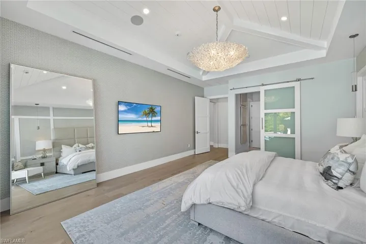405 7th Ave N, Naples, Florida 34102
