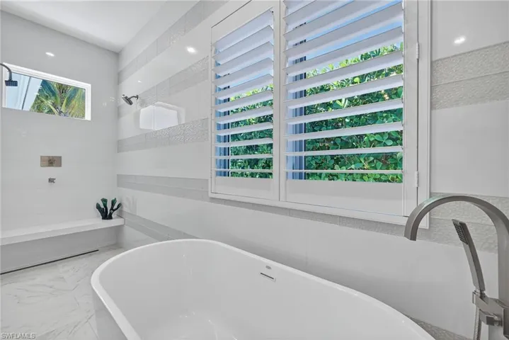 405 7th Ave N, Naples, Florida 34102